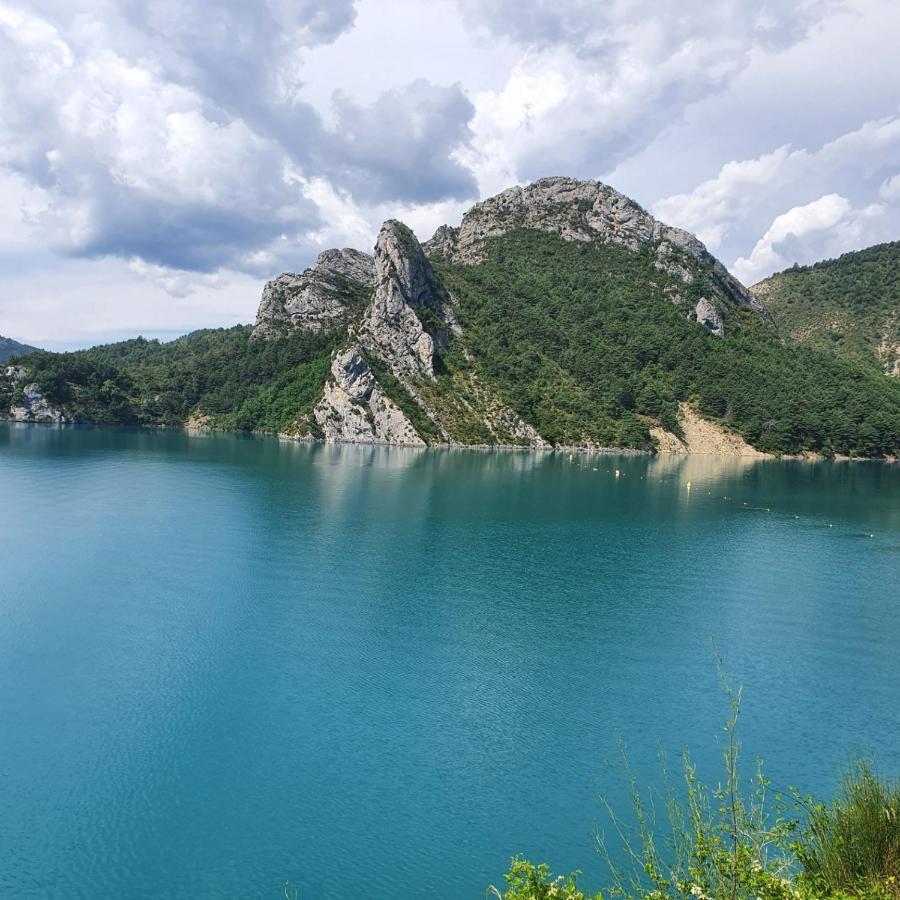 Camping Calme Et Nature Castellane Buitenkant foto