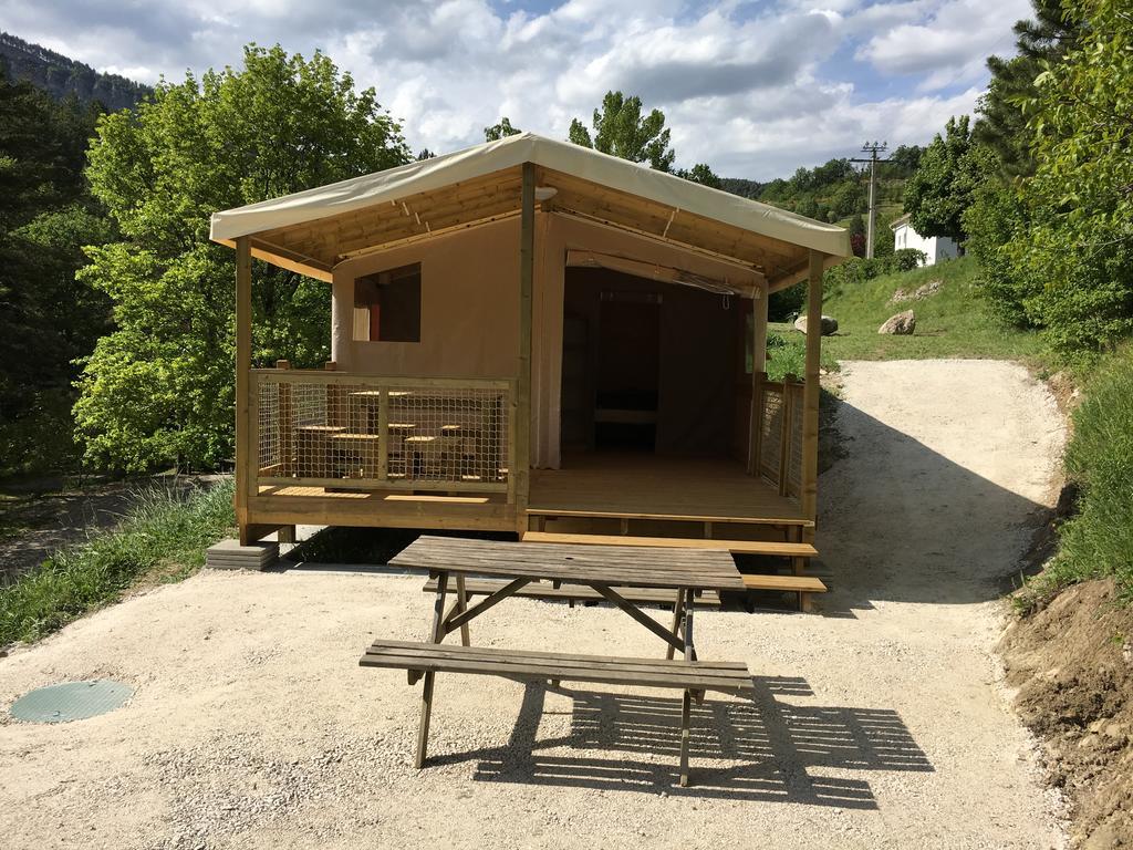 Camping Calme Et Nature Castellane Buitenkant foto